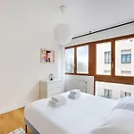 Spacious Apartment 3 Bdr 6P - 20Eme St Fargeau