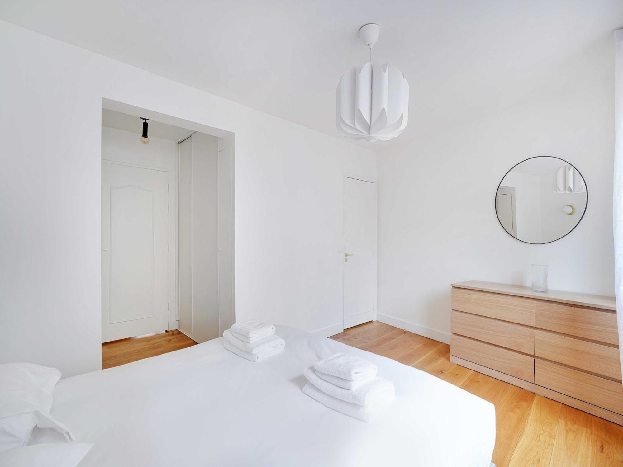 Spacious 3 Bdr 6p - 20eme St Fargeau Appartement Parijs