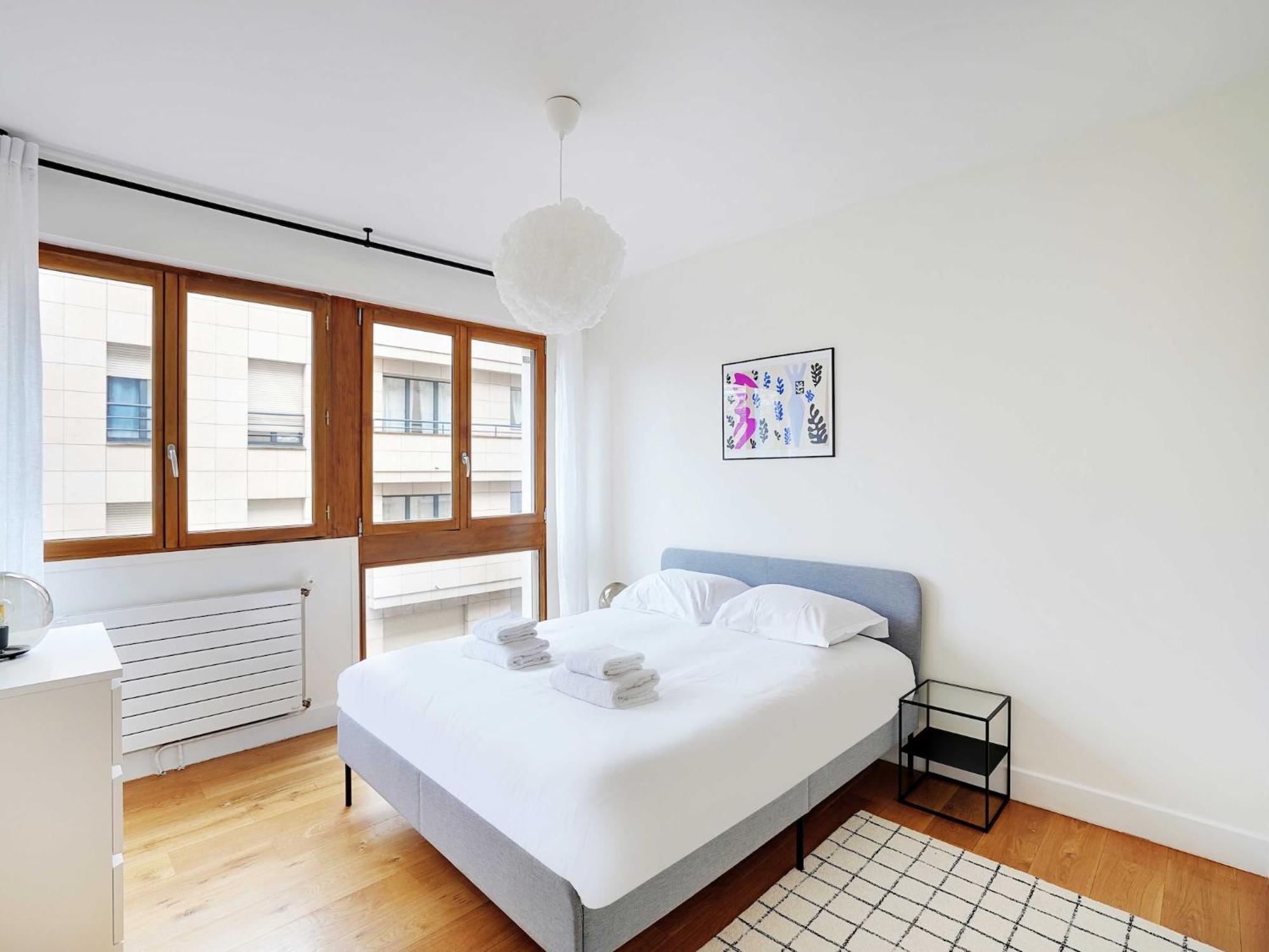 Appartement Spacious 3 Bdr 6p - 20eme St Fargeau
